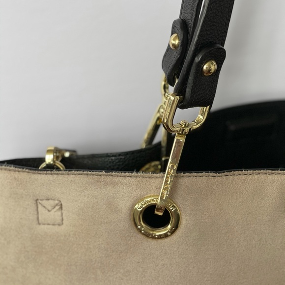 🌸HOST PICK🌸Calvin Klein Reversible leather - Picture 11 of 11